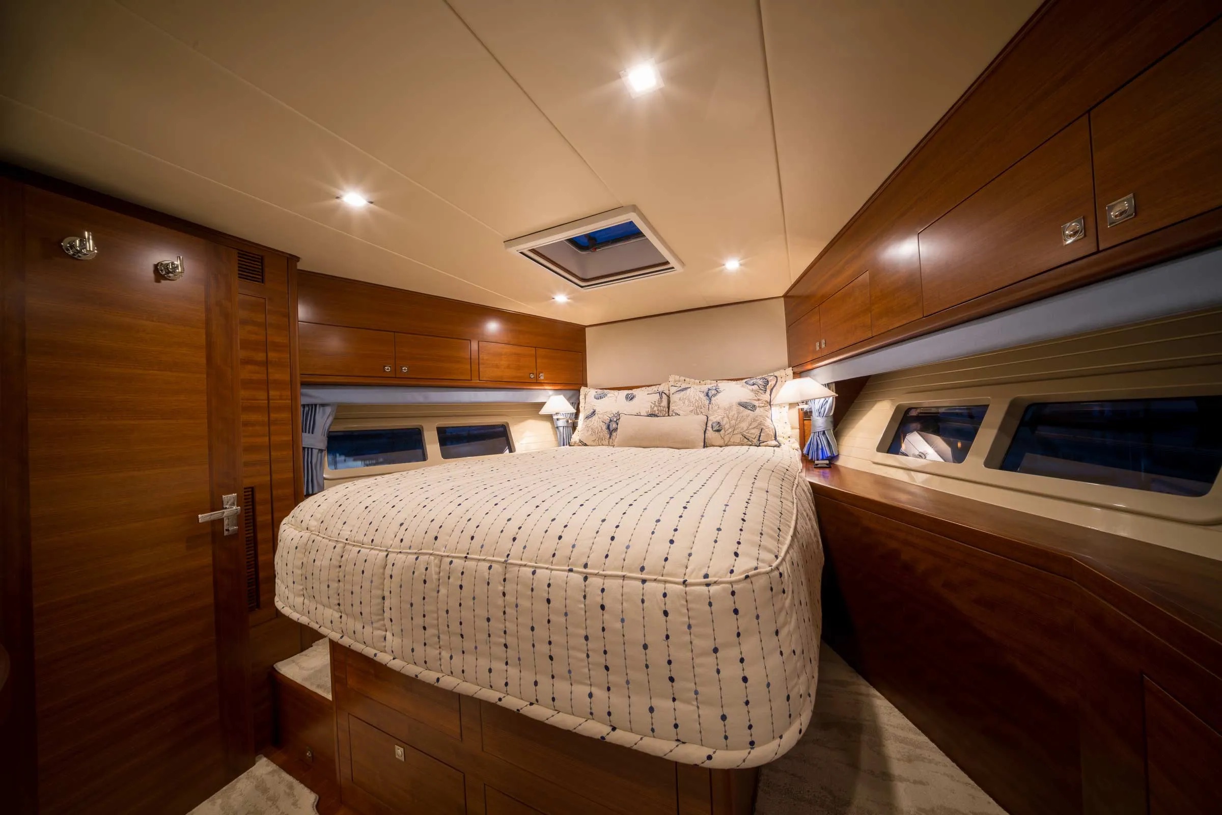 N625 Interior 01 6